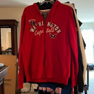 Washington Capitals Retro style hooded zip up sweatshirt like new